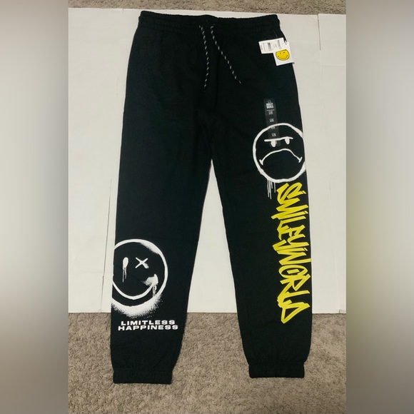 Men’s SmileyWorld Black Joggers with Yellow Graphic - Picture 1 of 4